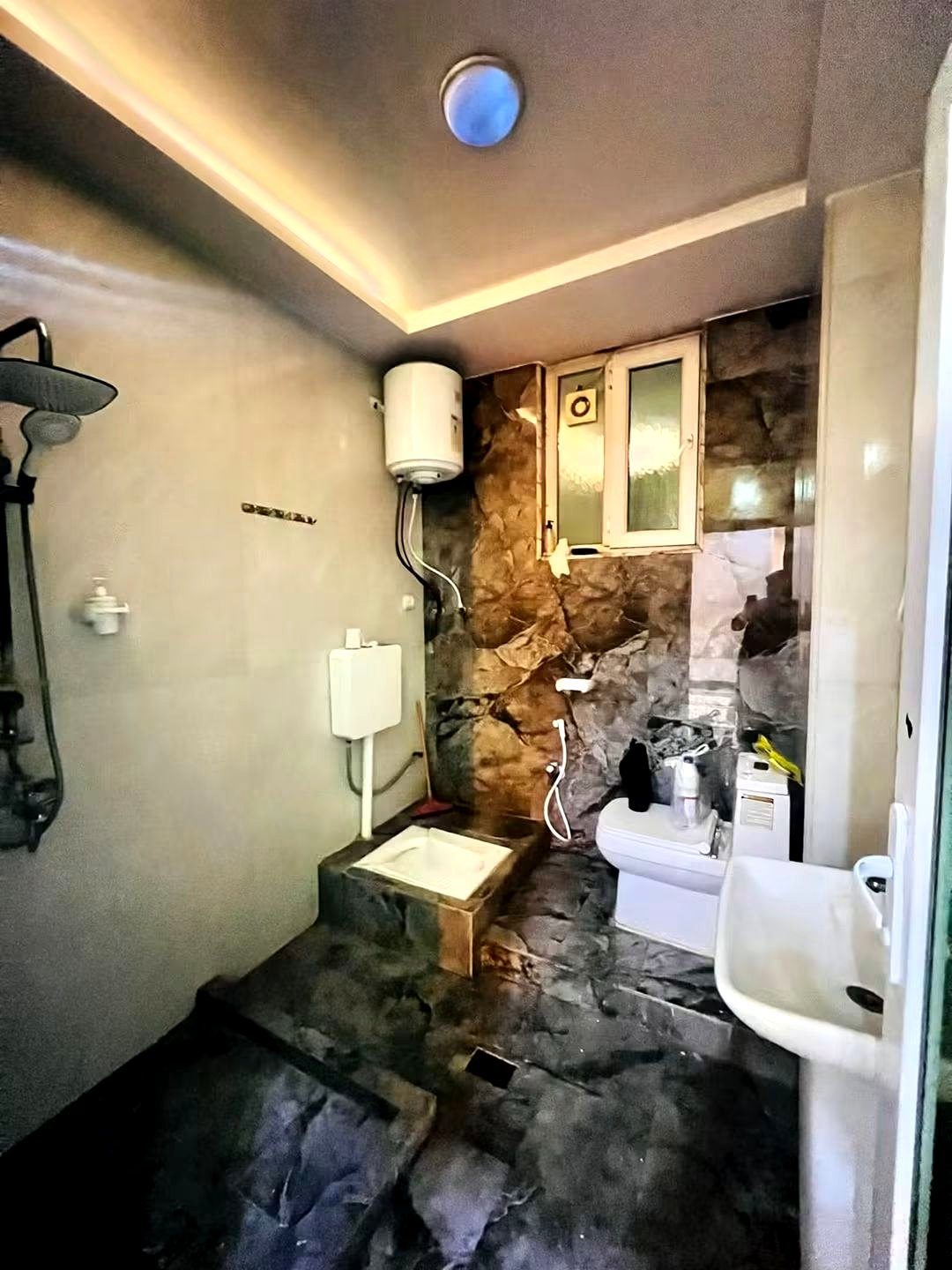 آپارتمان · ناحیه 15 · ۳ اتاق — ۴
