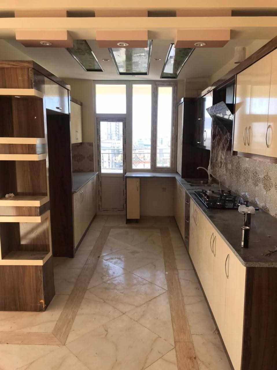 آپارتمان · ناحیه 10 · ۳ اتاق — ۲