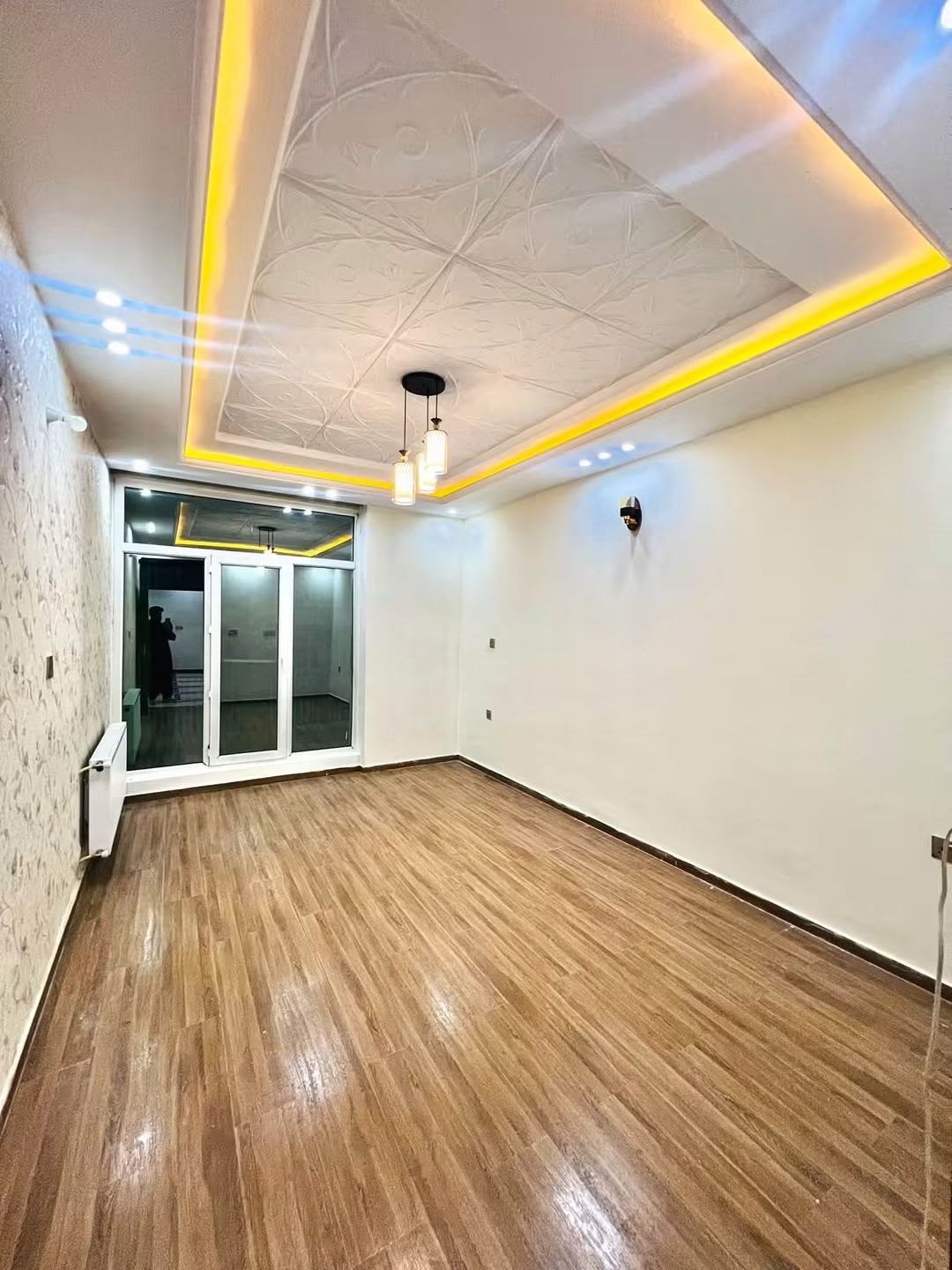 آپارتمان · ناحیه 15 · ۳ اتاق — ۳