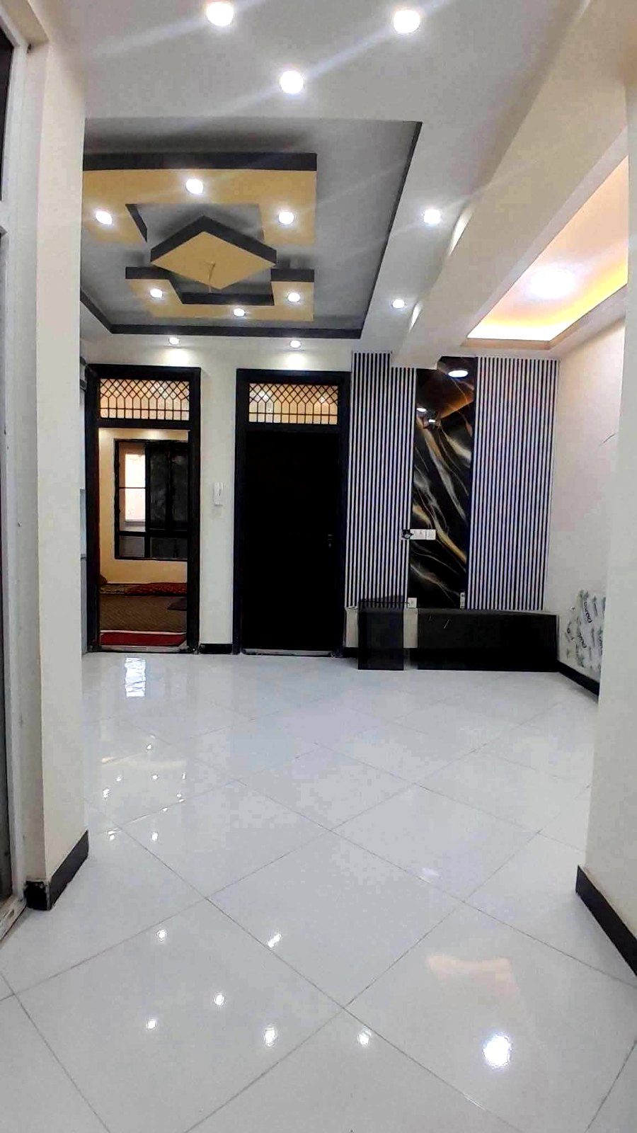 آپارتمان · ناحیه · ۳ اتاق — ۳